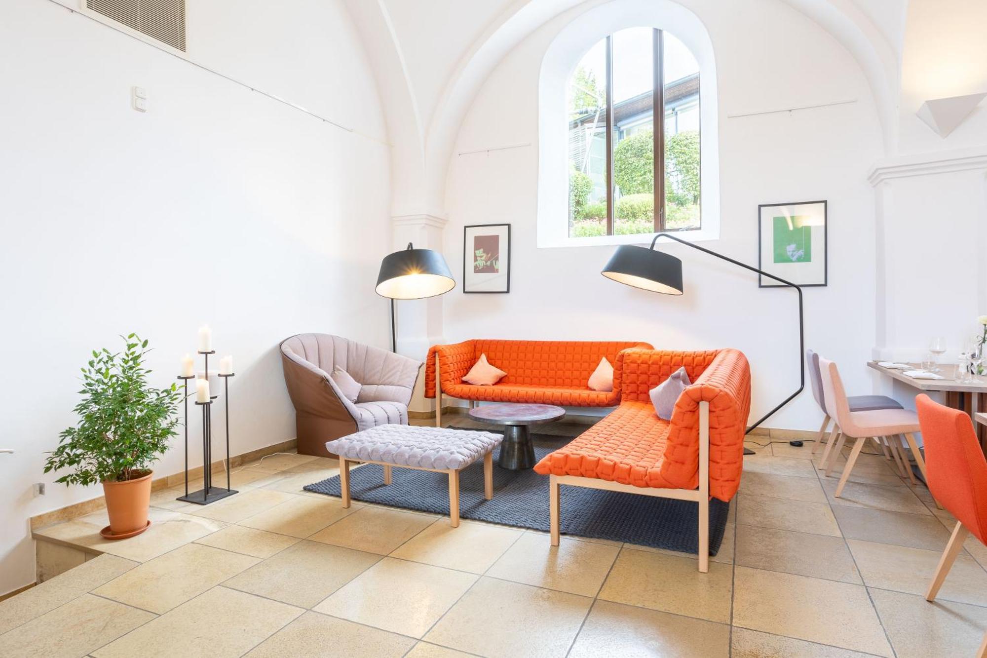 Hotel Klostergasthof Thierhaupten ภายนอก รูปภาพ