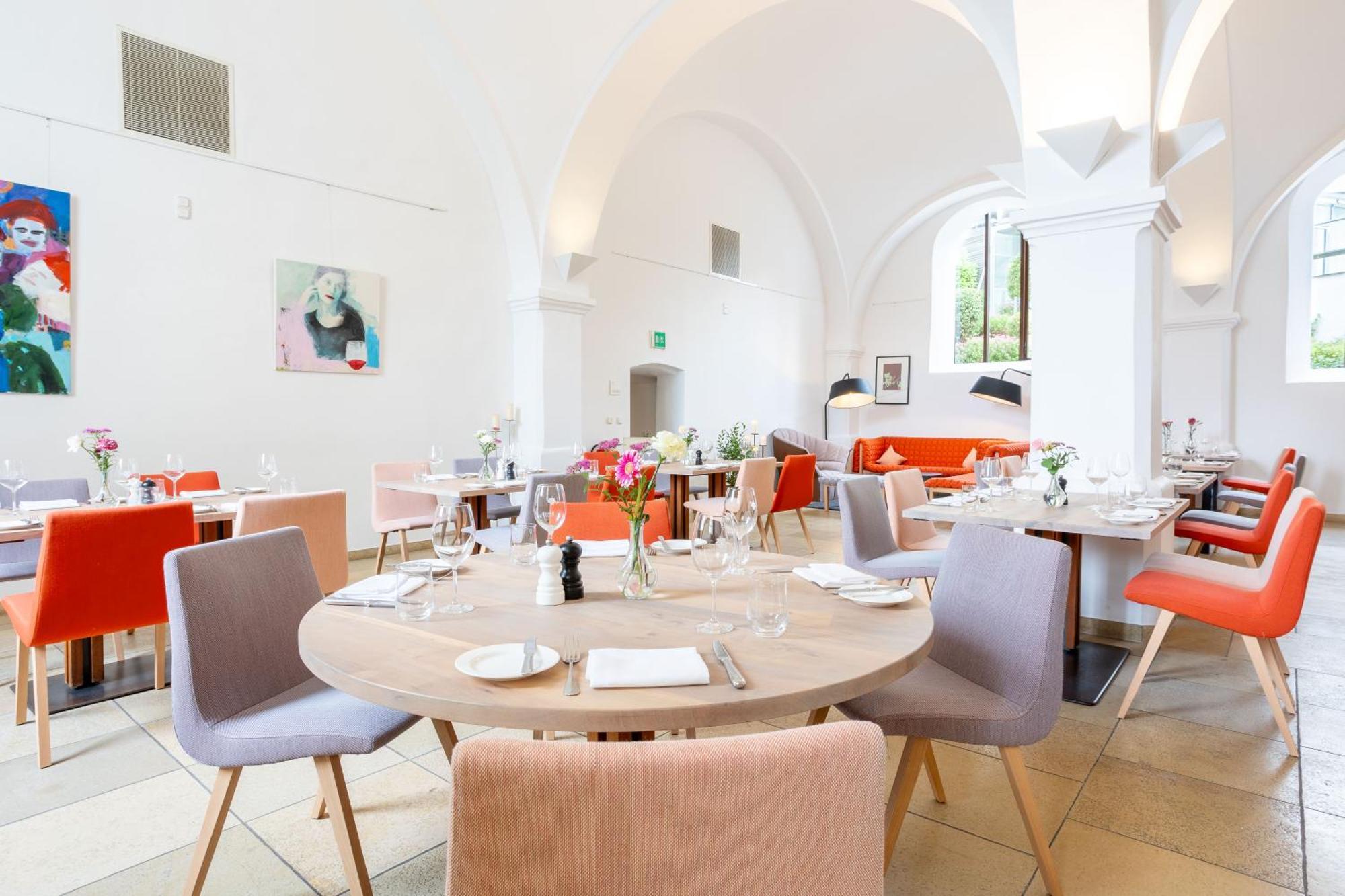 Hotel Klostergasthof Thierhaupten ภายนอก รูปภาพ